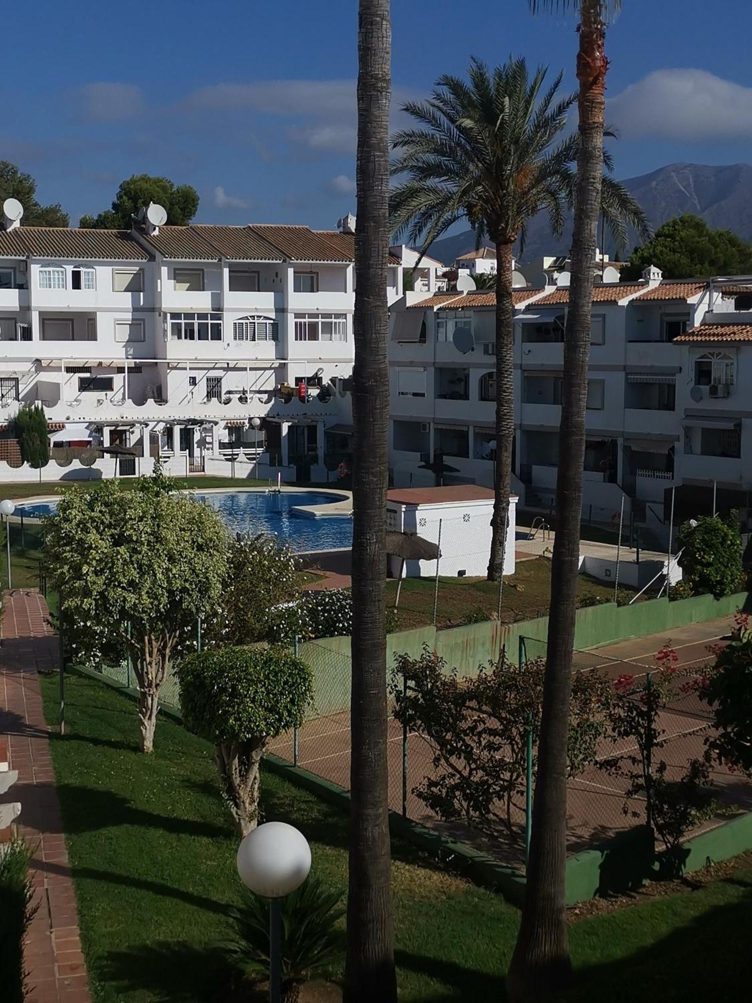 Apartamento Aquila Parque 丰希罗拉 外观 照片